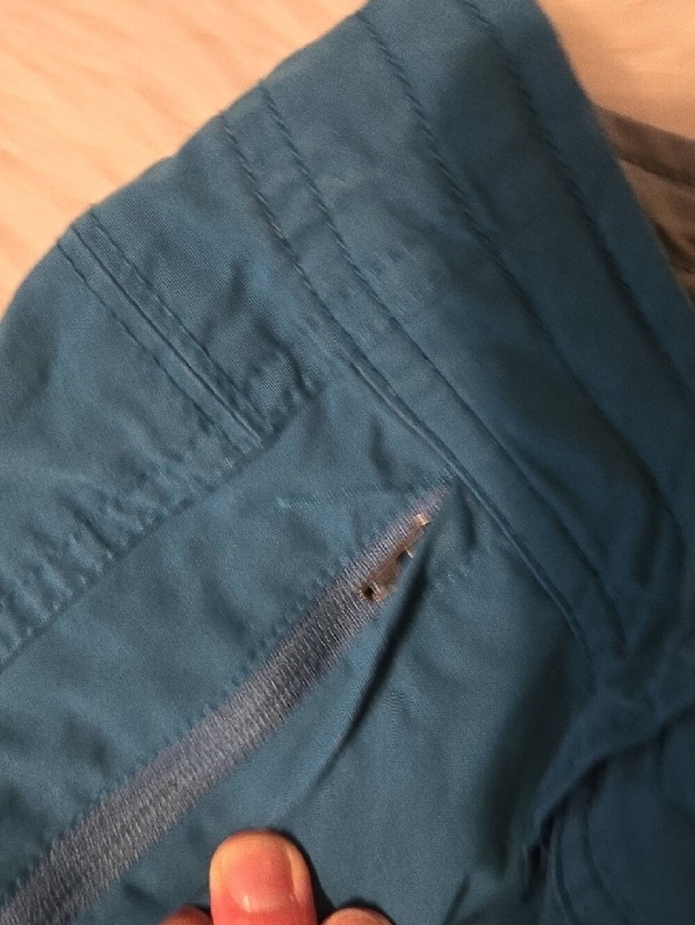 Kuhl Teal Women’s Chino Shorts - Picture 3 of 6